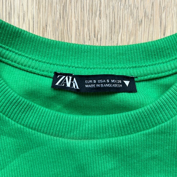 Green Zara top - Picture 2 of 3